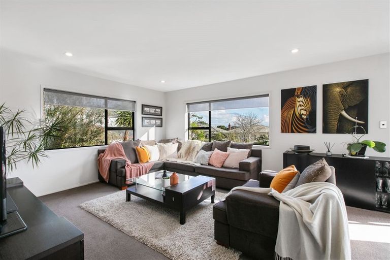 Photo of property in 3/3 Bayswater Avenue, Bayswater, Auckland, 0622