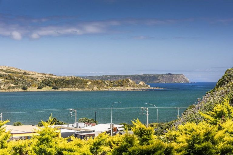 Photo of property in 5b Acheron Road, Paremata, Porirua, 5026