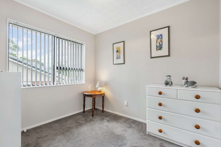 Photo of property in 4 Destino Court, Conifer Grove, Takanini, 2112