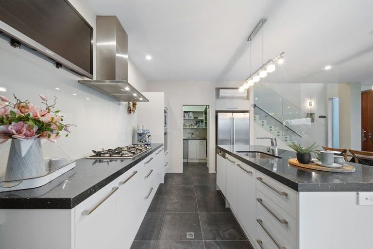 Photo of property in 10 Lake Drive, Karaka, Papakura, 2113