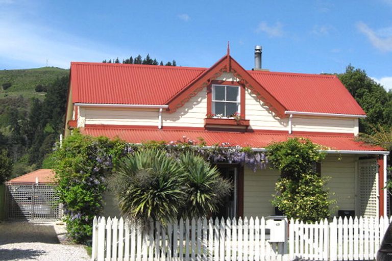 Photo of property in 49 Tasman Street, The Wood, Nelson, 7010