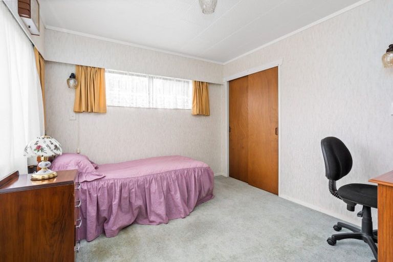 Photo of property in 8a Carr Street, Te Kamo, Whangarei, 0112