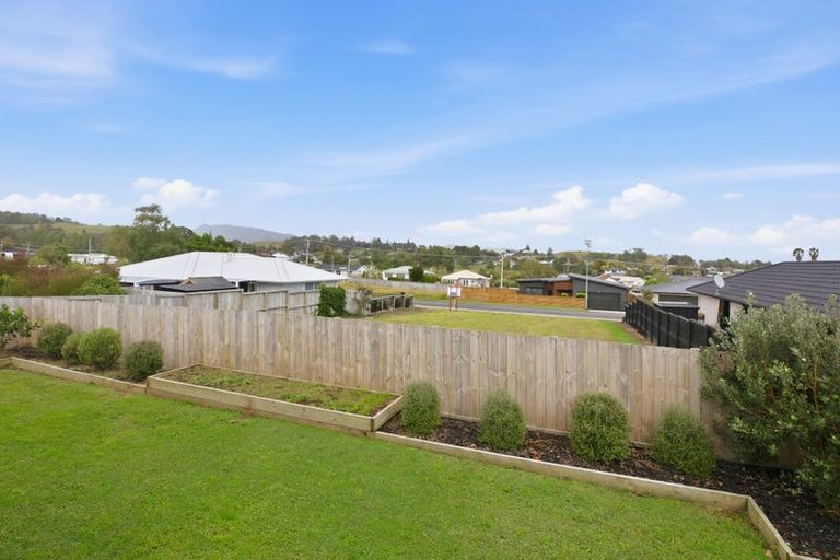 Photo of property in 10 Oranmore Crescent, Paeroa, 3600