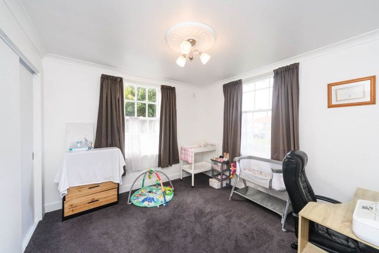 Photo of property in 129 Church Street, West End, Palmerston North, 4412