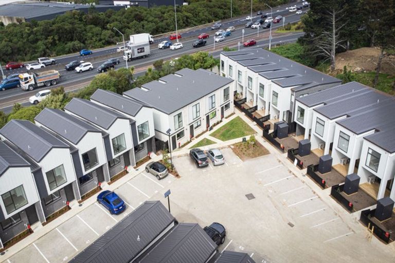 Photo of property in 20 Tukari Lane, Mangere Bridge, Auckland, 2022