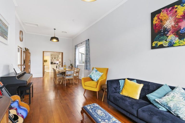 Photo of property in 519 Adelaide Road, Berhampore, Wellington, 6023