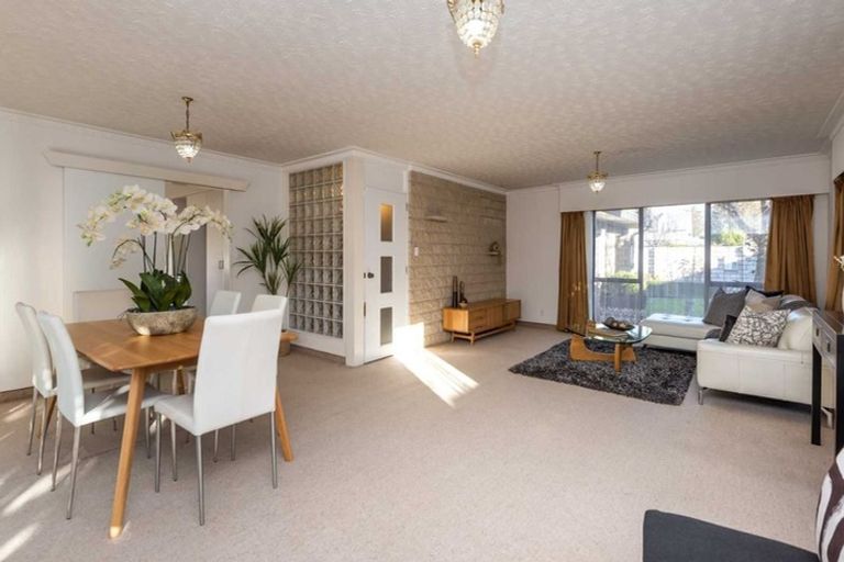 Photo of property in 11 Jamell Place, Avonhead, Christchurch, 8042