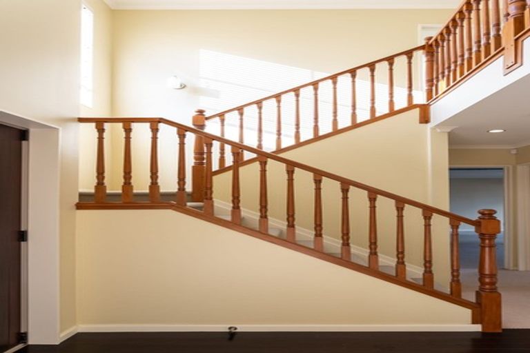 Photo of property in 3a Sorrel Crescent, Bucklands Beach, Auckland, 2012