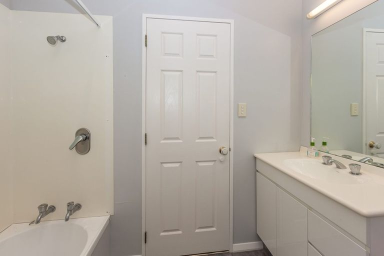 Photo of property in 6 Iona Place, Papakowhai, Porirua, 5024