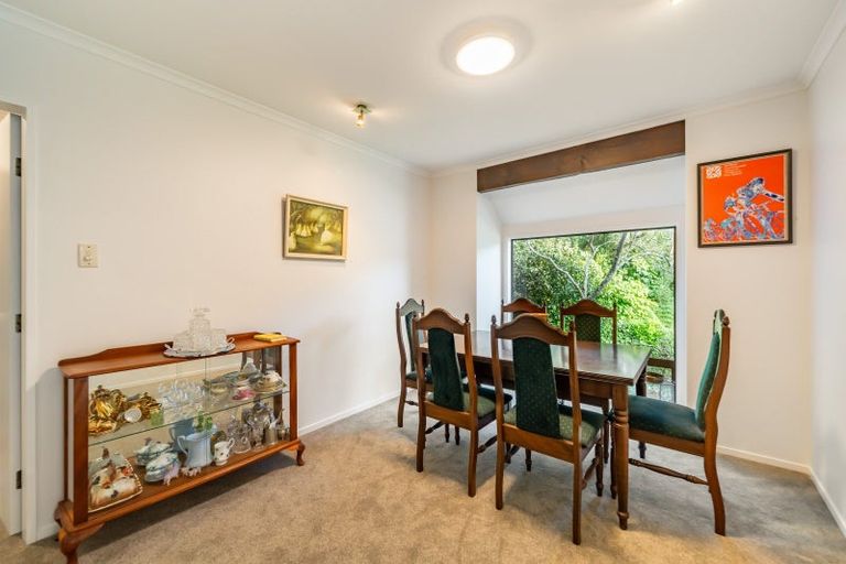 Photo of property in 42 Amapur Drive, Khandallah, Wellington, 6035