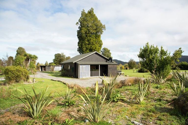Photo of property in 7 Williams Drive, Fox Glacier, 7886