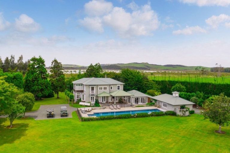 Photo of property in 147 Jones Road, Tawharanui Peninsula, Warkworth, 0986