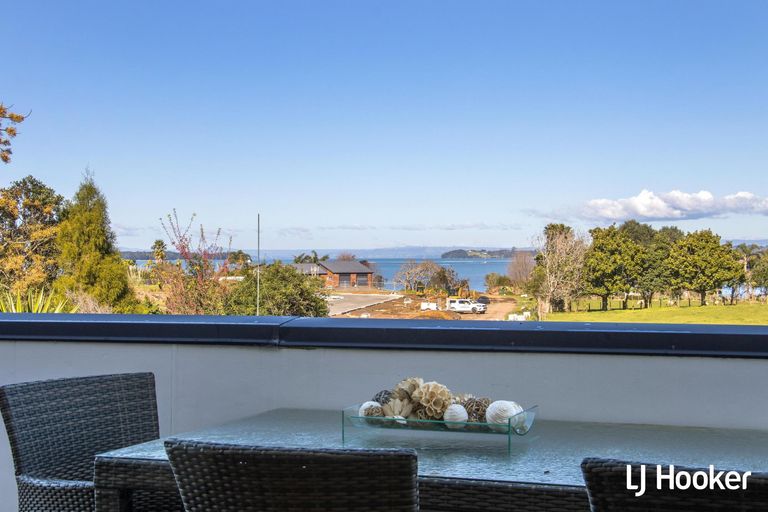 Photo of property in 128a Athenree Road, Athenree, Katikati, 3177