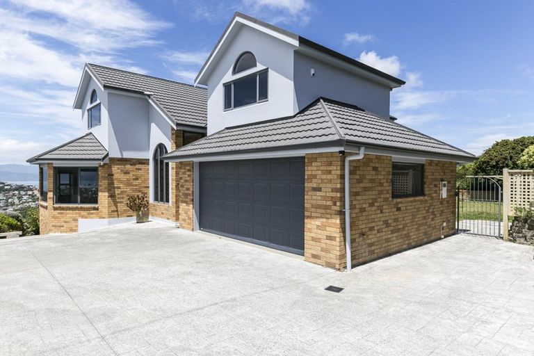 Photo of property in 42 Downing Street, Crofton Downs, Wellington, 6035