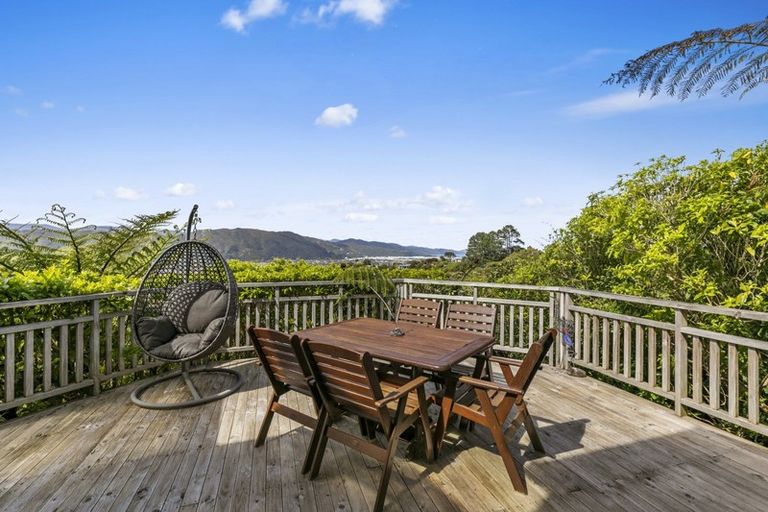 Photo of property in 5 Avonlea Grove, Belmont, Lower Hutt, 5010