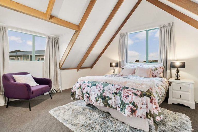 Photo of property in 67a Kimber Hall Avenue, Mount Roskill, Auckland, 1041