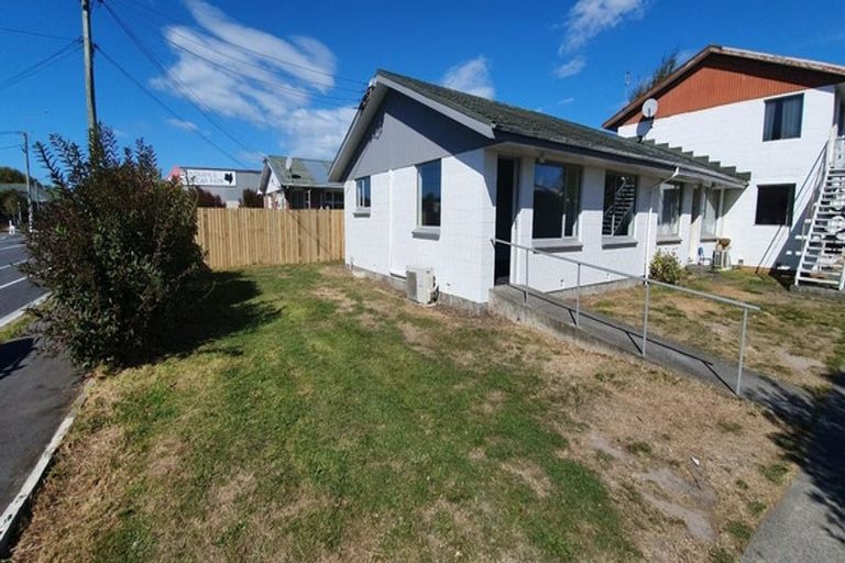 Photo of property in 1/52 North Avon Road, Richmond, Christchurch, 8013