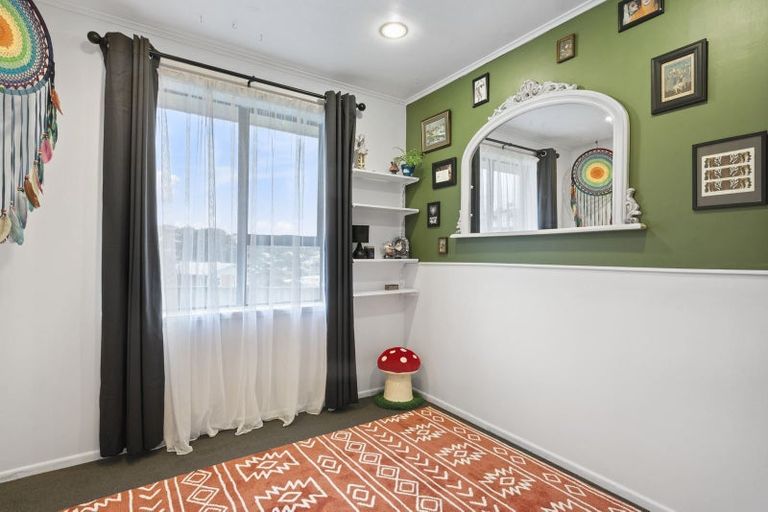 Photo of property in 70 Miramar North Road, Miramar, Wellington, 6022