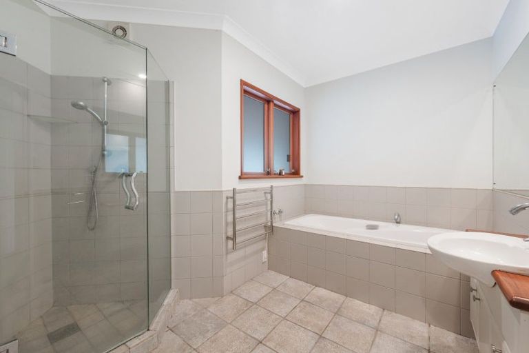 Photo of property in 247 Broomfields Road, Whitford, Howick, 2571