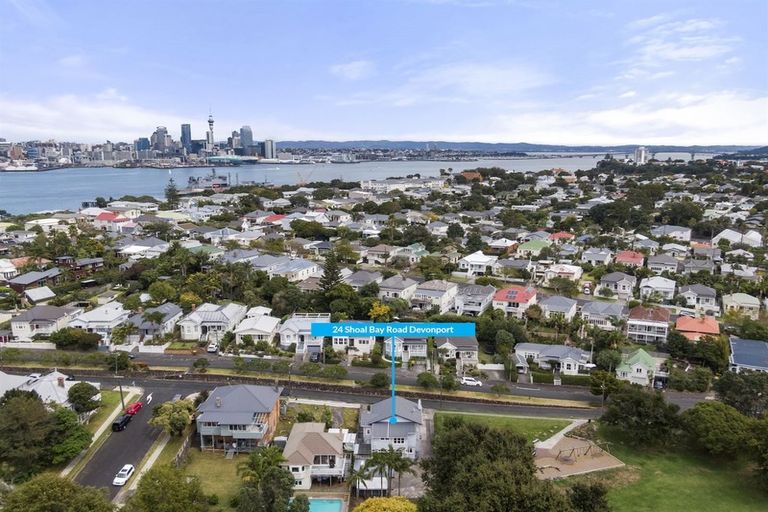 Photo of property in 24 Shoal Bay Road, Devonport, Auckland, 0624