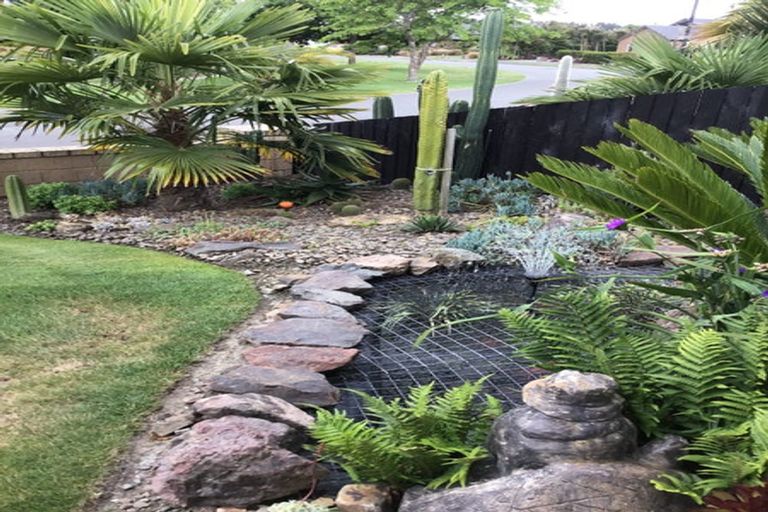 Photo of property in 20 Titirangi Crescent, Parklands, Christchurch, 8083