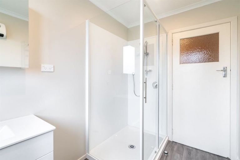 Photo of property in 1 Crombie Street, Gore, 9710