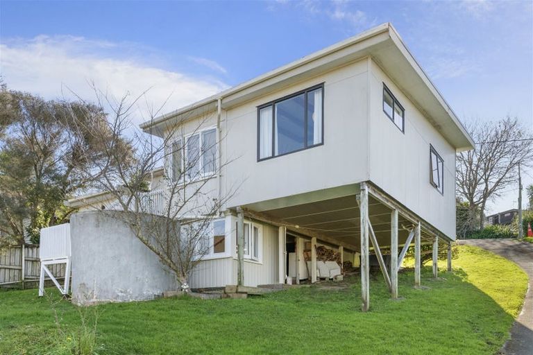 Photo of property in 27 Langton Road, Stanmore Bay, Whangaparaoa, 0932