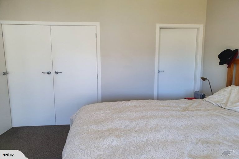 Photo of property in 30 Hiropi Street, Newtown, Wellington, 6021