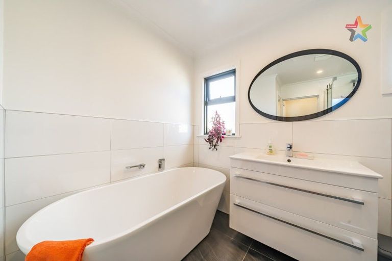 Photo of property in 4 Roberts Street, Wainuiomata, Lower Hutt, 5014