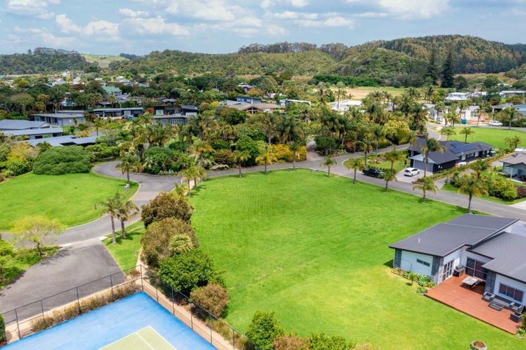 Photo of property in 2 Platinum Place, Matapouri, Whangarei, 0173