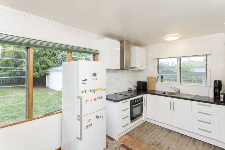 Photo of property in 215 Lytton Road, Elgin, Gisborne, 4010