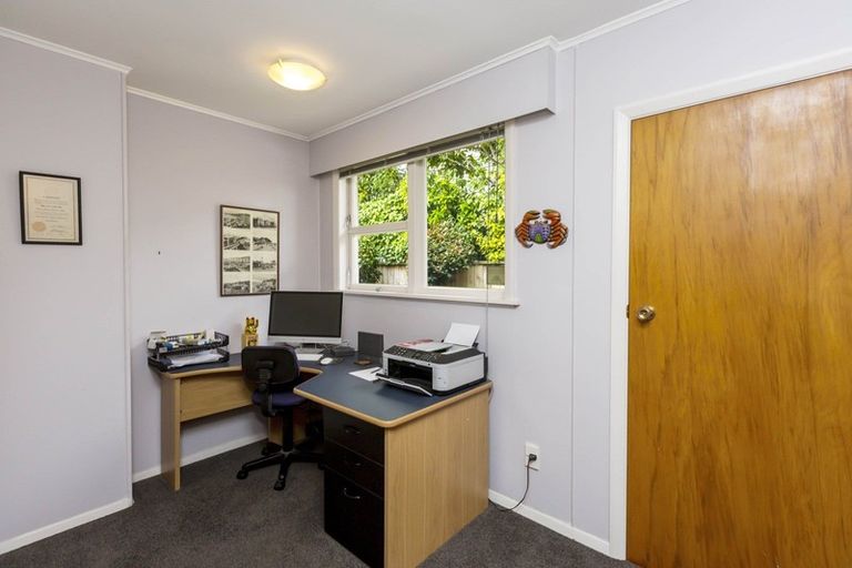 Photo of property in 50 Wai-iti Crescent, Woburn, Lower Hutt, 5010