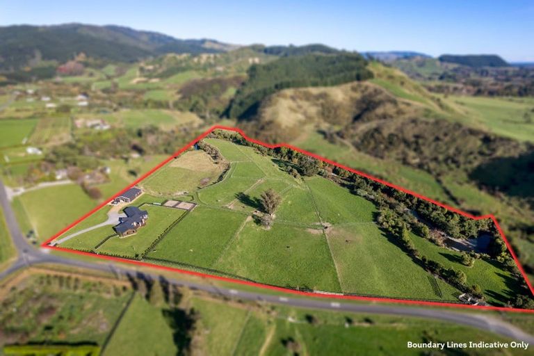Photo of property in 180 North Manakau Road, Manakau, Levin, 5573