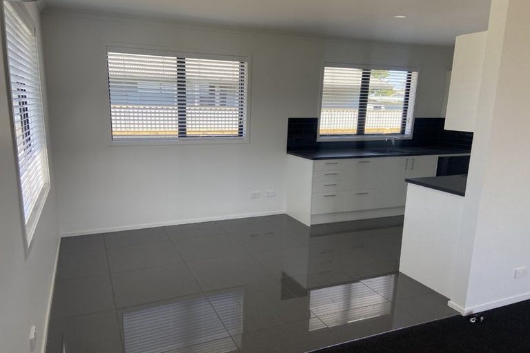 Photo of property in 77 Hillary Crescent, Maraenui, Napier, 4110