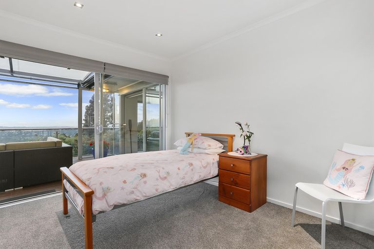 Photo of property in 39 Tawini Road, Titirangi, Auckland, 0604