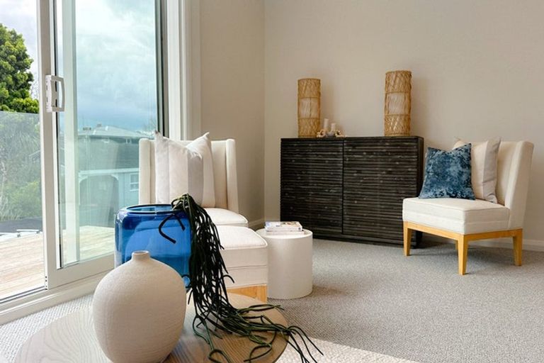 Photo of property in 2 Tiraumea Street, Palmerston North, 4410