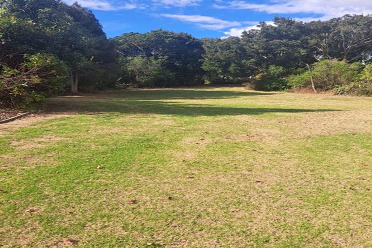 Photo of property in 18 Clark Road, Karaka, Papakura, 2580