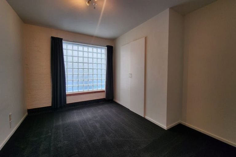 Photo of property in Bond Store Apartments, 8b Egmont Street, Te Aro, Wellington, 6011