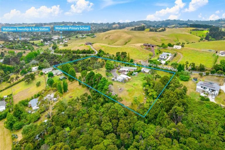 Photo of property in 45 Bethells Road, Waitakere, Henderson, 0782