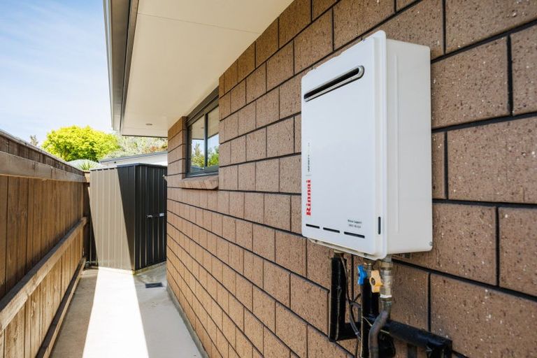 Photo of property in 18 Thomson Street, West End, Palmerston North, 4412