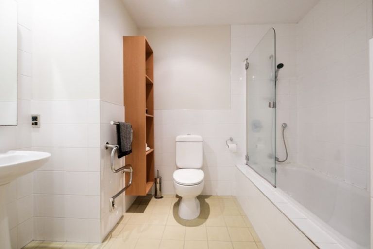 Photo of property in 1d/2 Dickens Street, Grey Lynn, Auckland, 1021