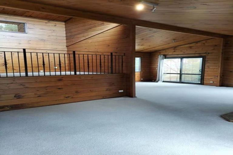 Photo of property in 5 Hutchinsons Road, Bucklands Beach, Auckland, 2014