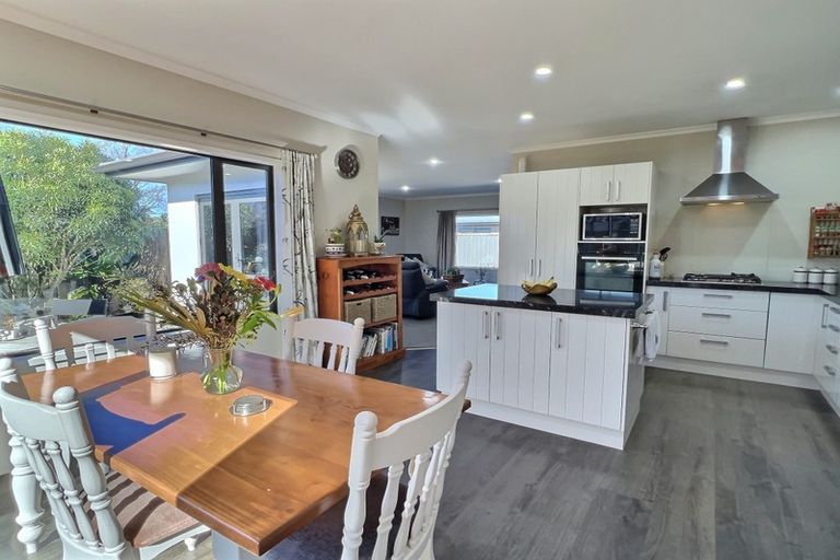 Photo of property in 10b Burness Road, Greenmeadows, Napier, 4112