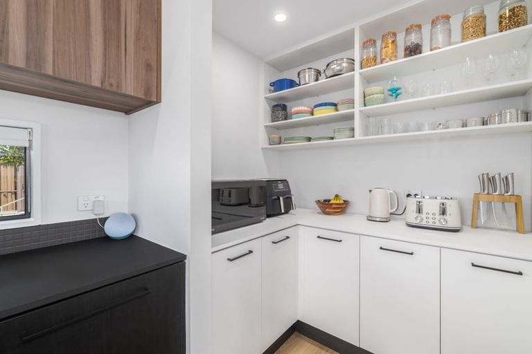 Photo of property in 6 Youngston Lane, Woolston, Christchurch, 8023