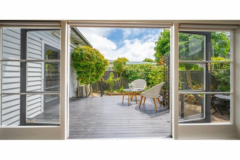 Photo of property in 1/12 Fairview Street, Somerfield, Christchurch, 8024