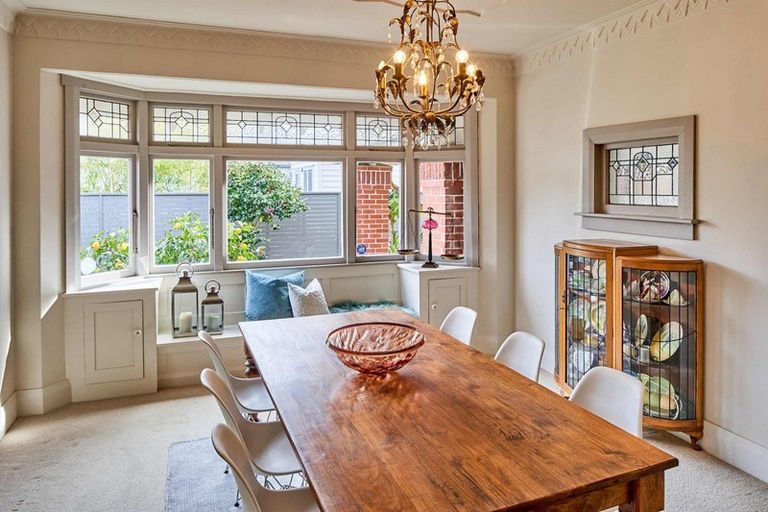 Photo of property in 10 Hinau Street, Woburn, Lower Hutt, 5010