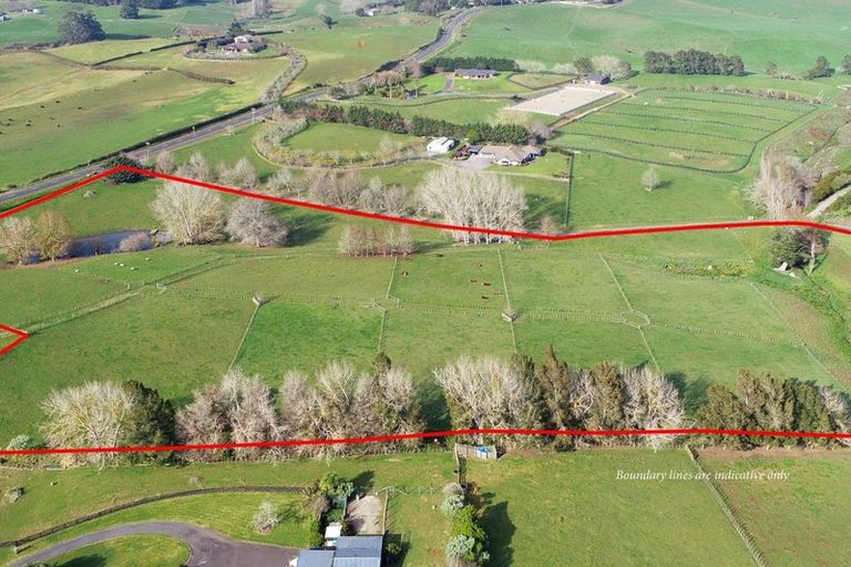 Photo of property in 639b Runciman Road, Runciman, Drury, 2578