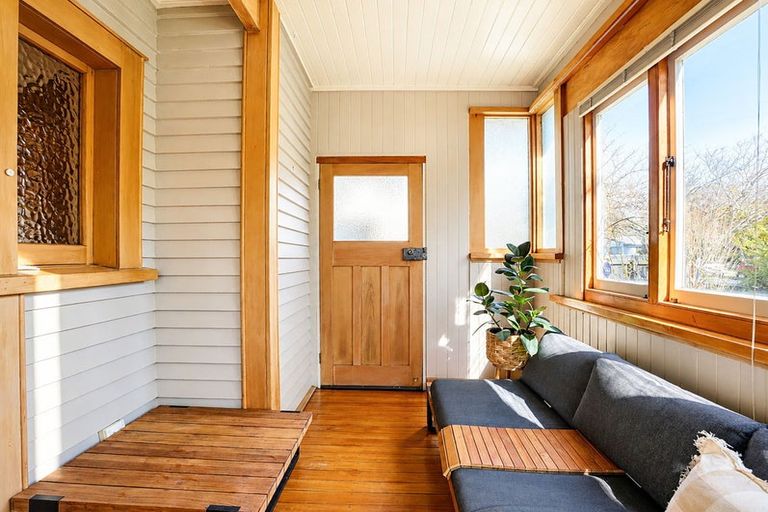Photo of property in 24 Myrtle Street, Hamilton East, Hamilton, 3216