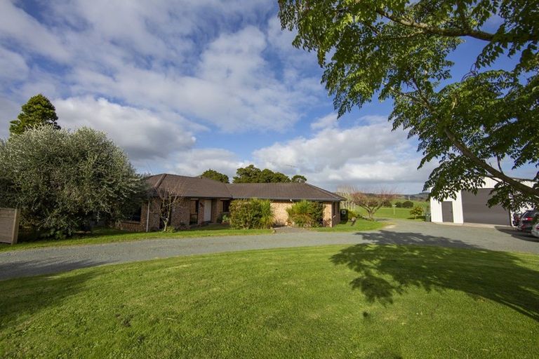 Photo of property in 758 Kaiwaka-mangawhai Road, Hakaru, Wellsford, 0975