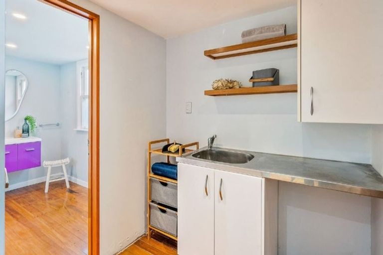 Photo of property in 79 Marine Parade, Paraparaumu Beach, Paraparaumu, 5032